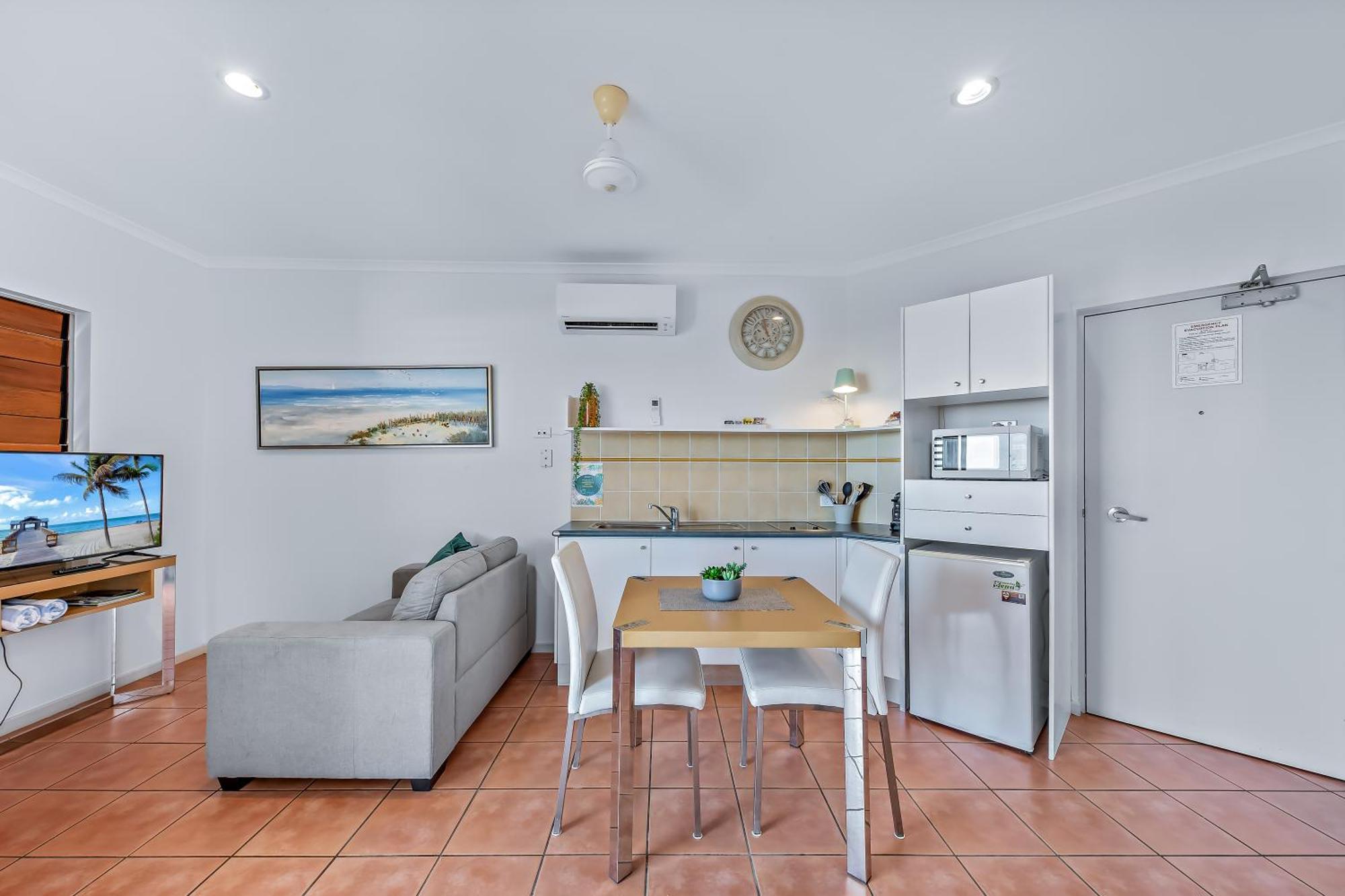Spa Haven 17B Ocean View แอร์ลีบีช ภายนอก รูปภาพ